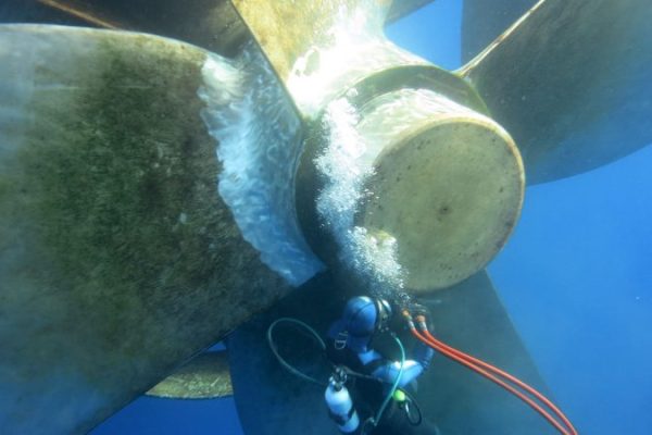 Propeller Polishing2